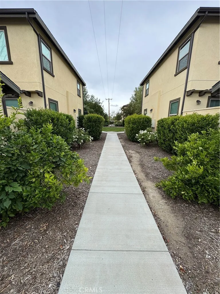 24750 Ward San Bernardino, CA 92410