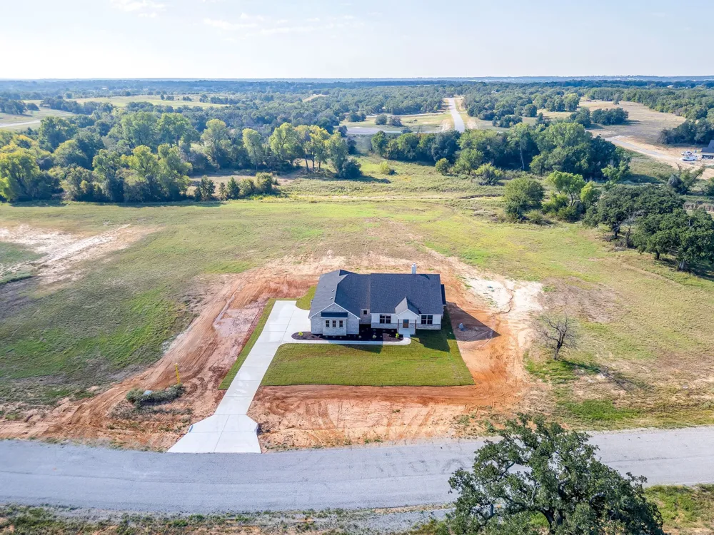 237 Kilkenny Road Poolville, TX 76487
