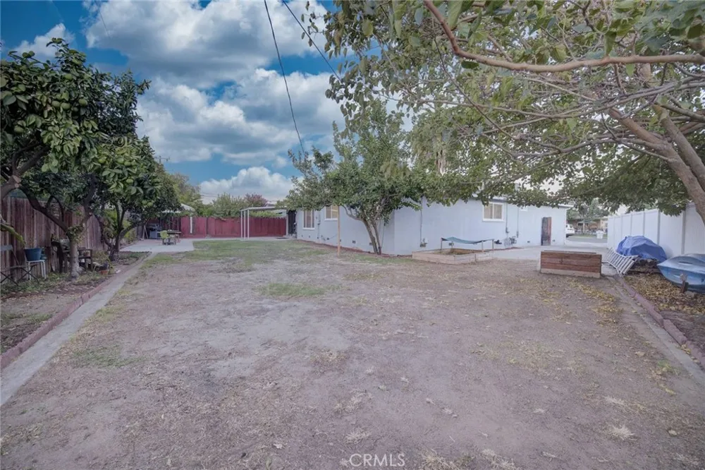 3849 E Dayton Avenue Fresno, CA 93726
