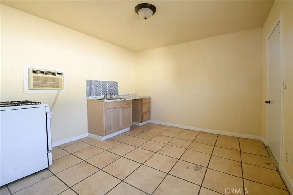 217 Rio Grande Avenue Modesto, CA 95351