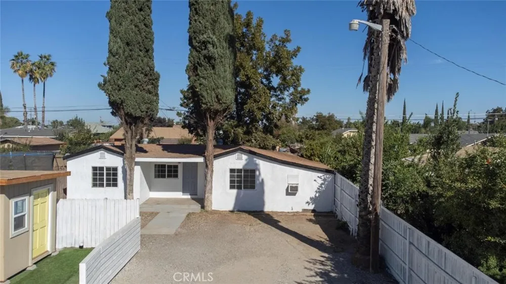 217 Rio Grande Avenue Modesto, CA 95351