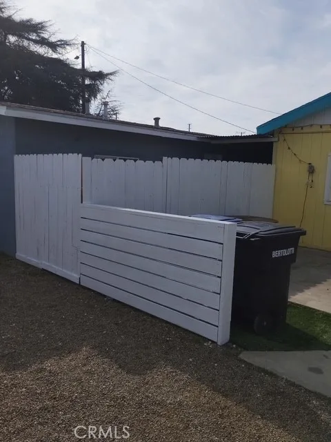 217 Rio Grande Avenue Modesto, CA 95351