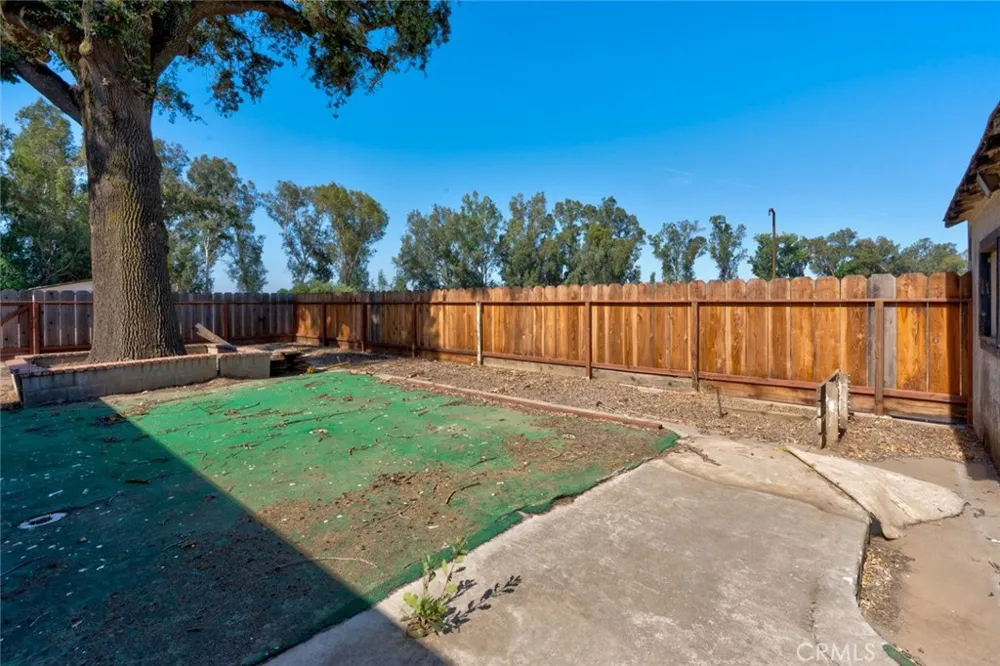 3289 Fresno Le Grand, CA 95333