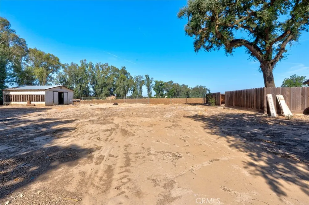 3289 Fresno Le Grand, CA 95333