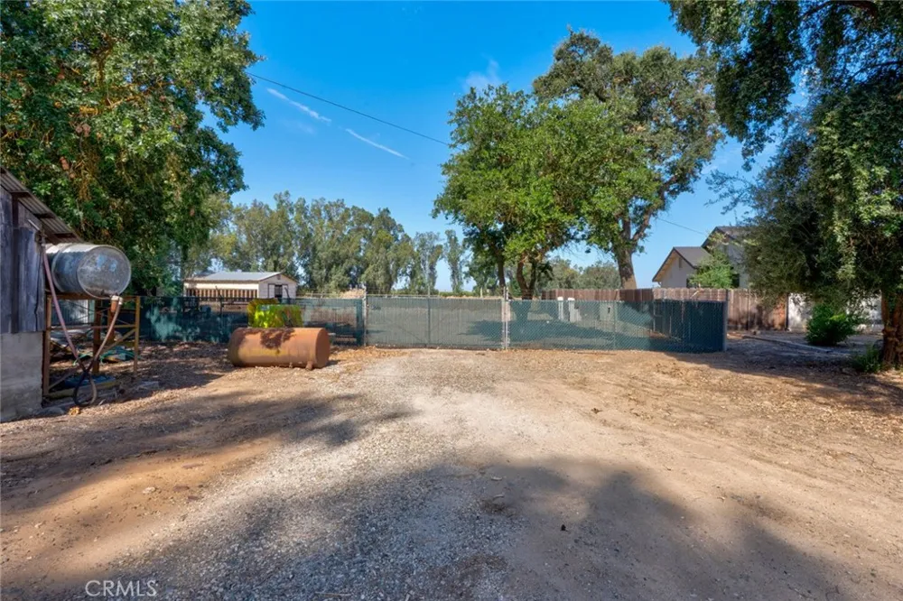3289 Fresno Le Grand, CA 95333