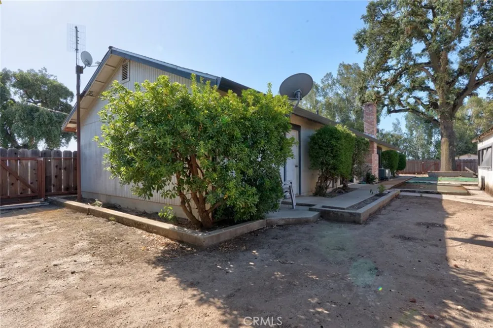 3289 Fresno Le Grand, CA 95333