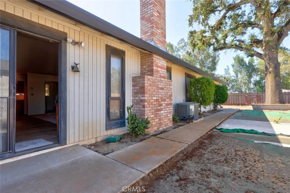 3289 Fresno Le Grand, CA 95333