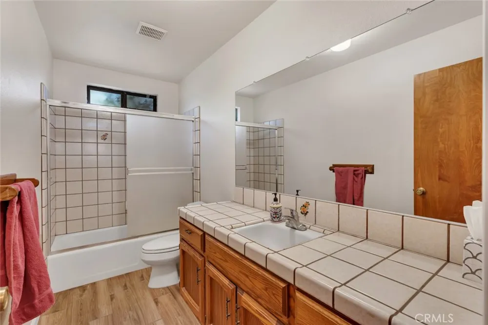 3289 Fresno Le Grand, CA 95333