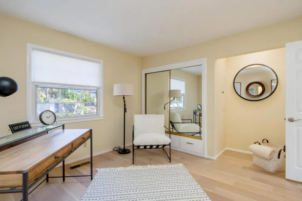 25 Cielo Vista Drive Monterey, CA 93940