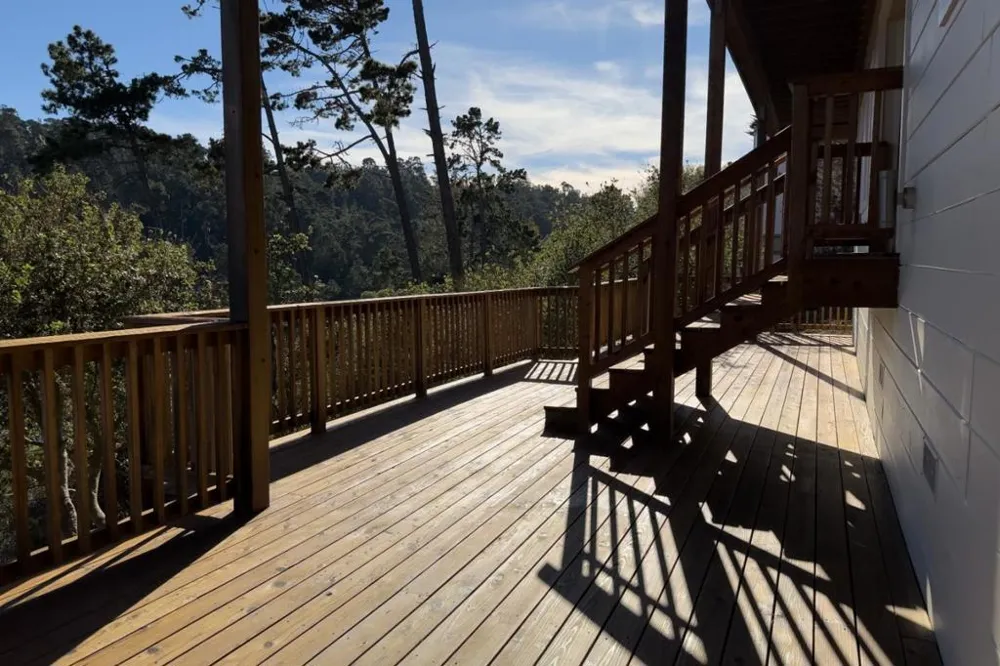 25 Cielo Vista Drive Monterey, CA 93940