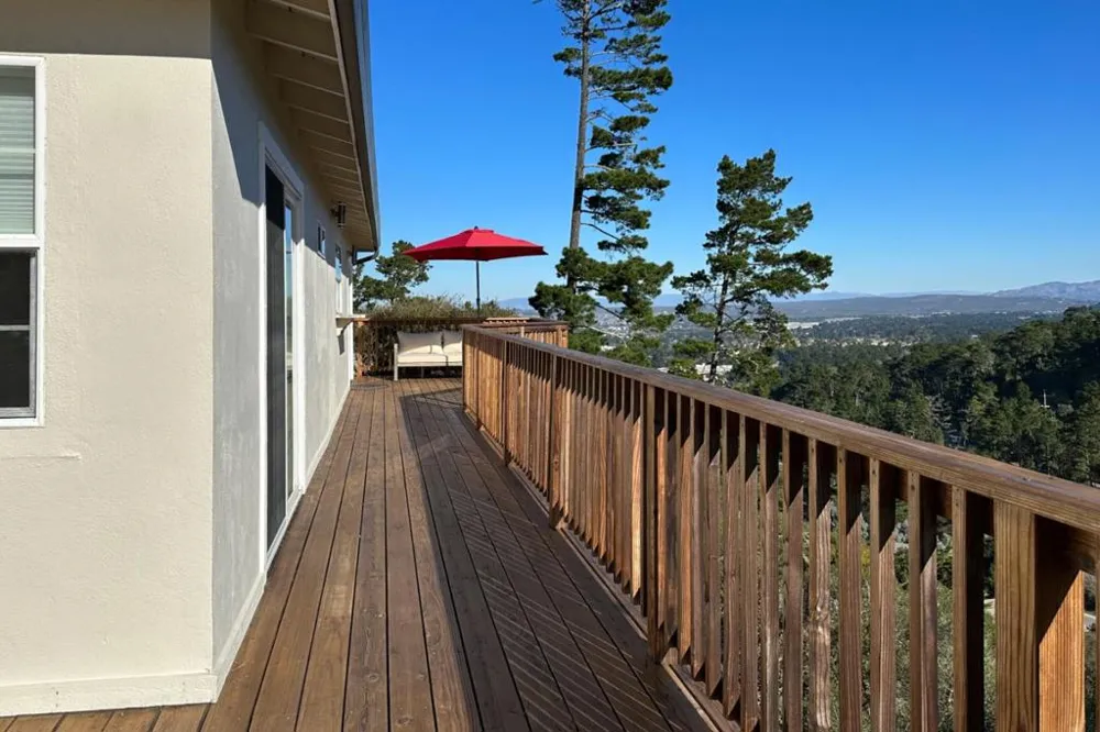 25 Cielo Vista Drive Monterey, CA 93940