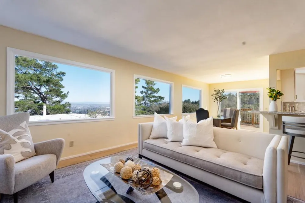 25 Cielo Vista Drive Monterey, CA 93940