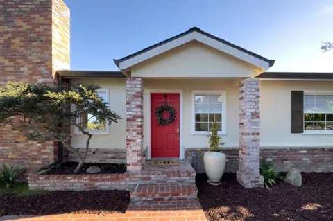 25 Cielo Vista Drive