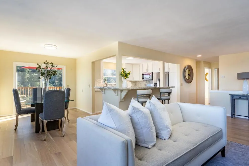25 Cielo Vista Drive Monterey, CA 93940