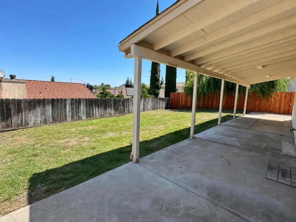 1574 Sun River Street Oakdale, CA 95361