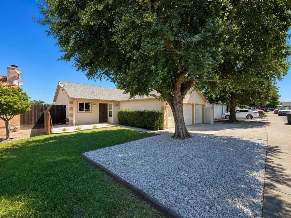 1574 Sun River Street Oakdale, CA 95361