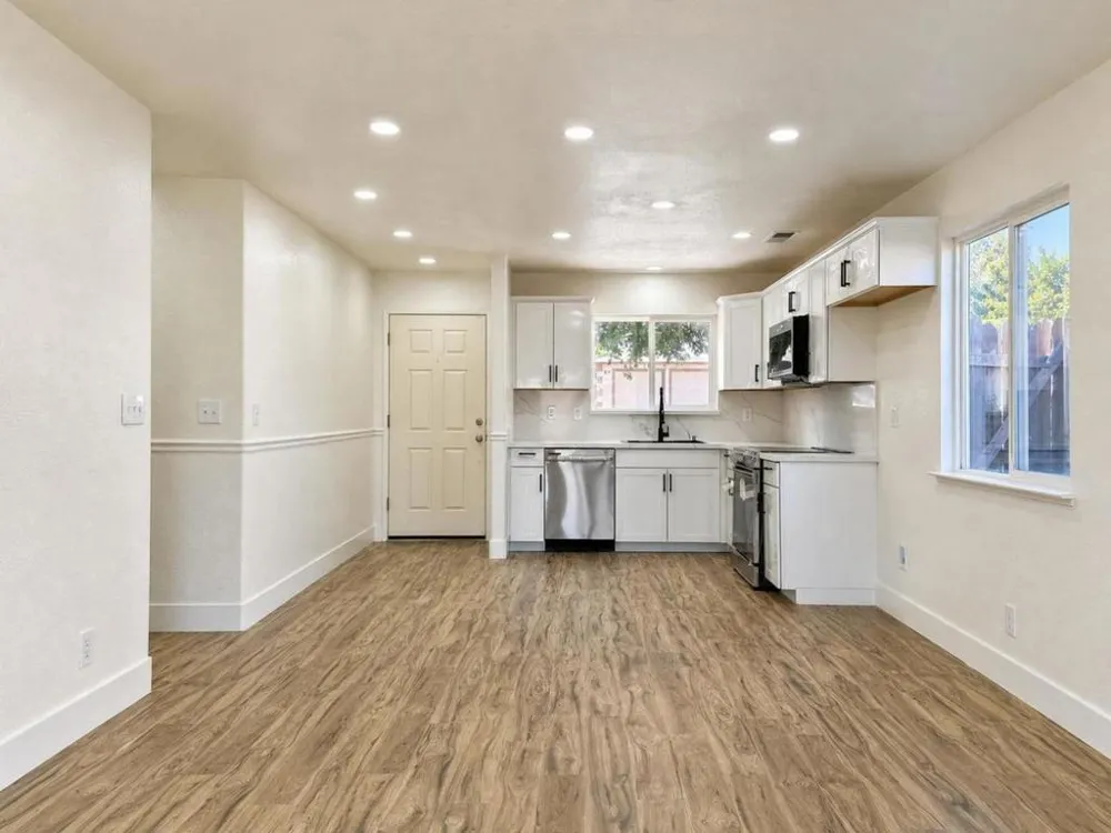 1574 Sun River Street Oakdale, CA 95361