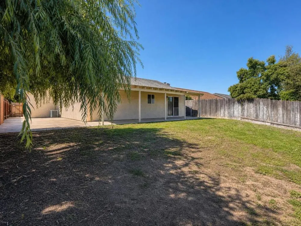 1574 Sun River Street Oakdale, CA 95361
