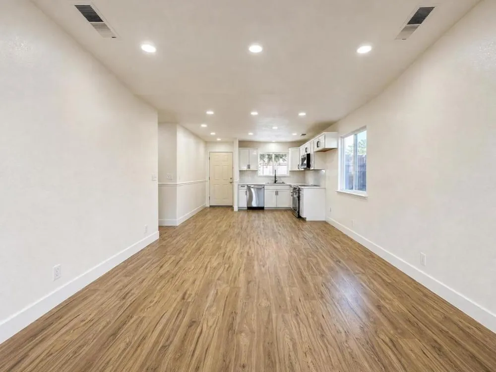 1574 Sun River Street Oakdale, CA 95361