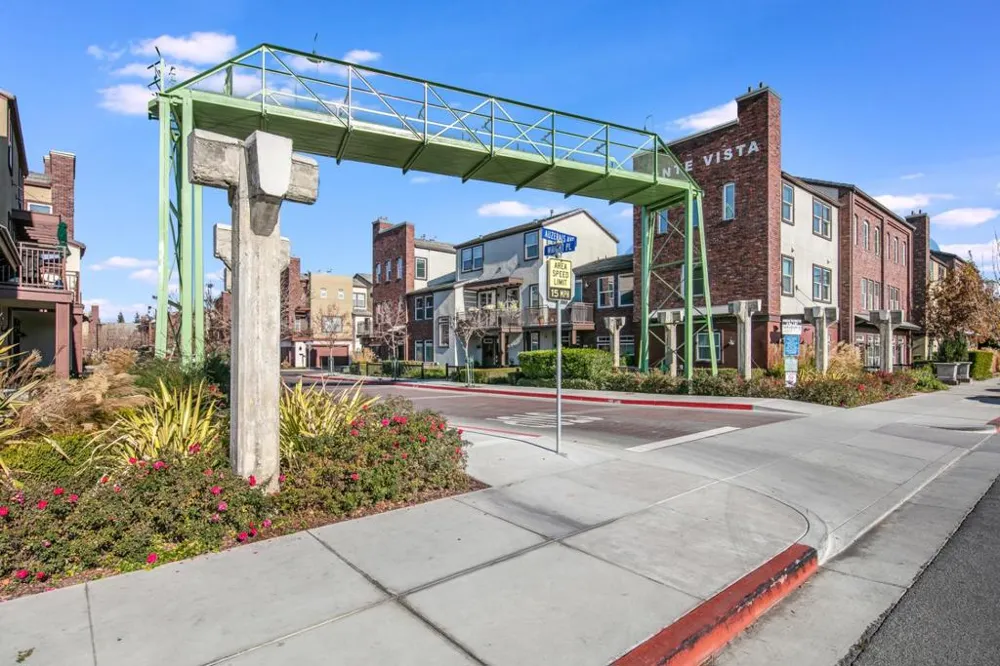 337 Bautista Place San Jose, CA 95126