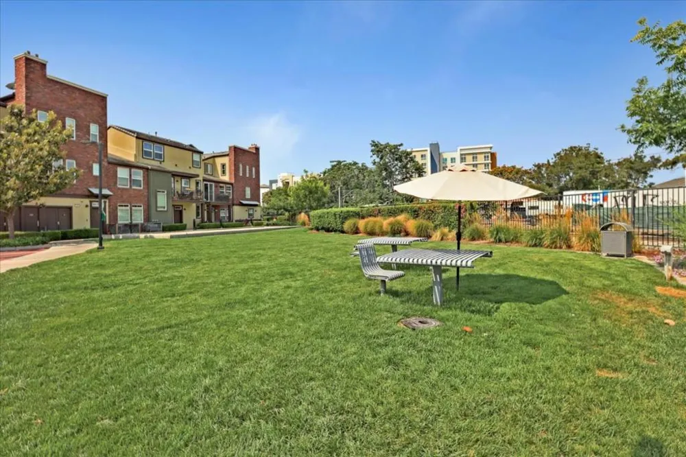 337 Bautista Place San Jose, CA 95126