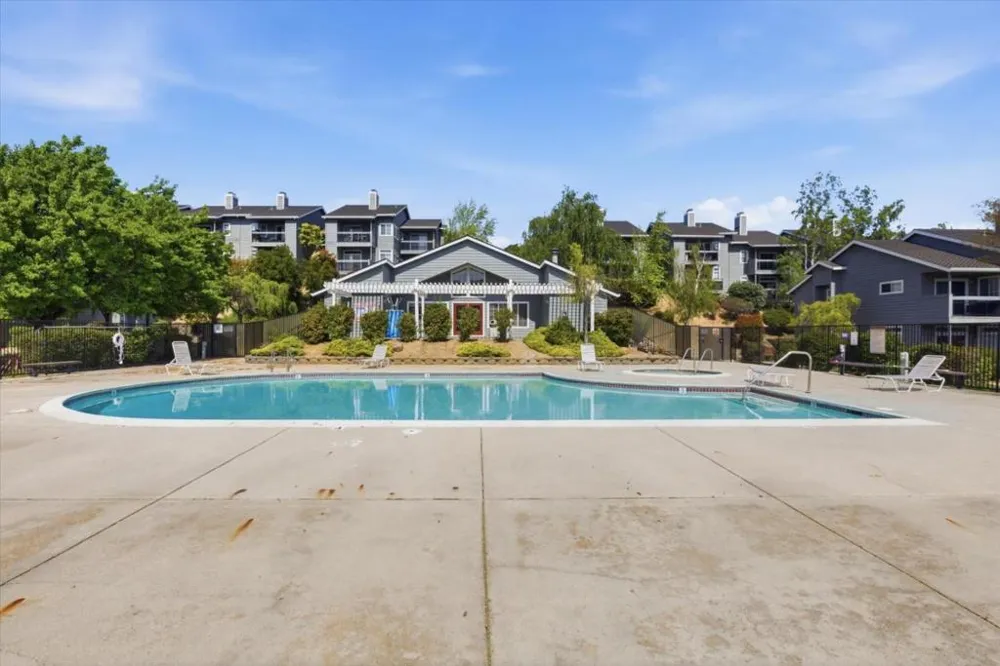 7595 Canyon Meadow Circle #H Pleasanton, CA 94588