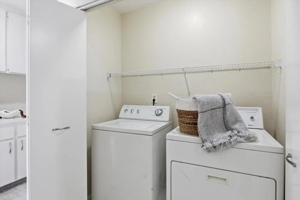 7595 Canyon Meadow Circle #H Pleasanton, CA 94588