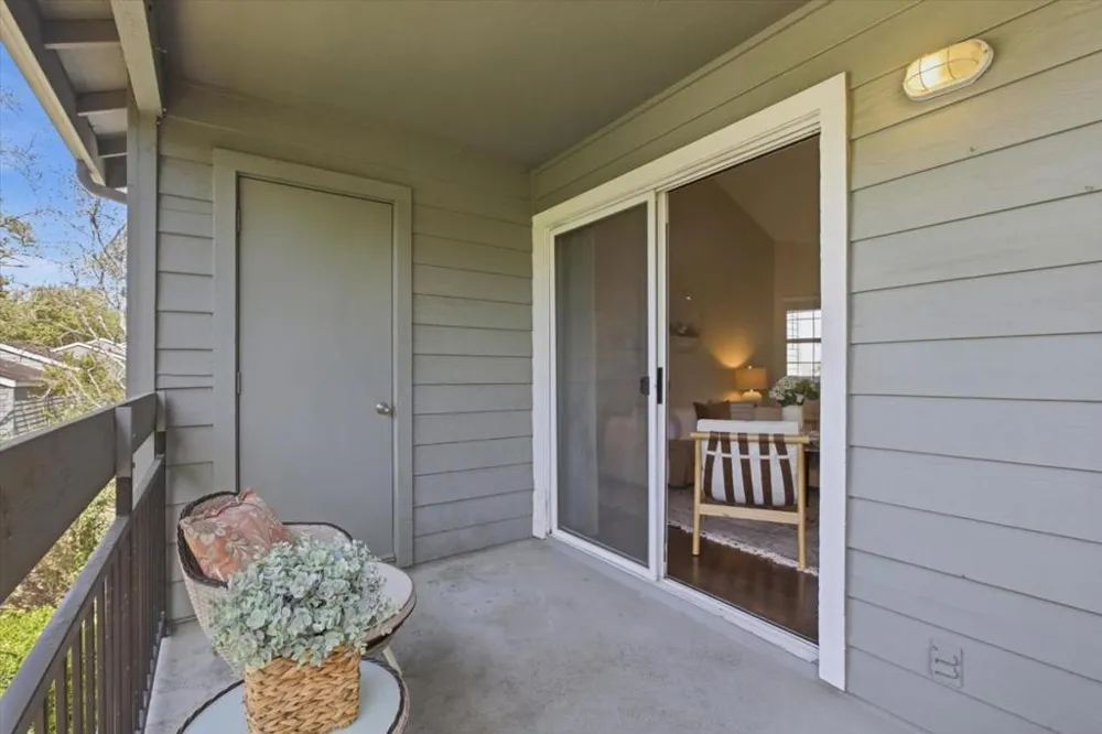 7595 Canyon Meadow Circle #H Pleasanton, CA 94588