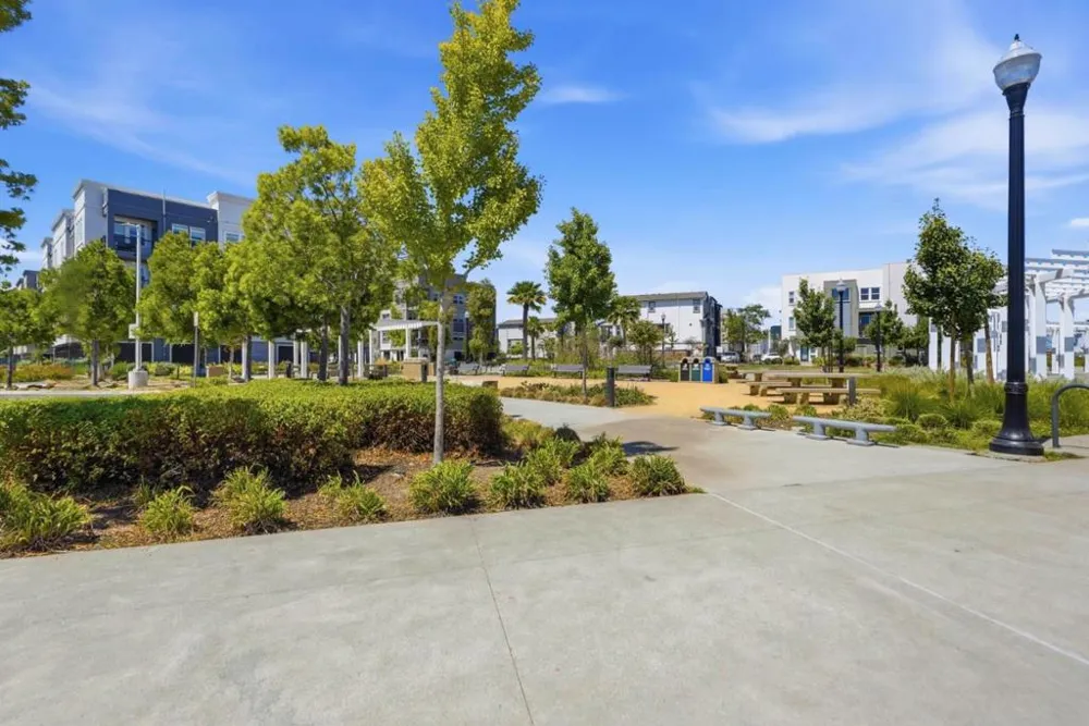 638 EUCALYPTUS WAY Alameda, CA 94501