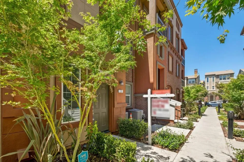 1038 Bellante Lane #3 San Jose, CA 95131