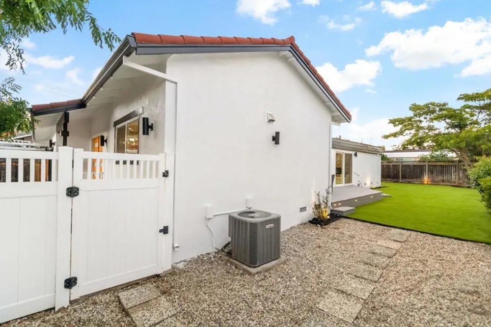 244 Darryl Drive Campbell, CA 95008