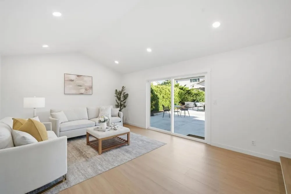21570 Edward Way Cupertino, CA 95014
