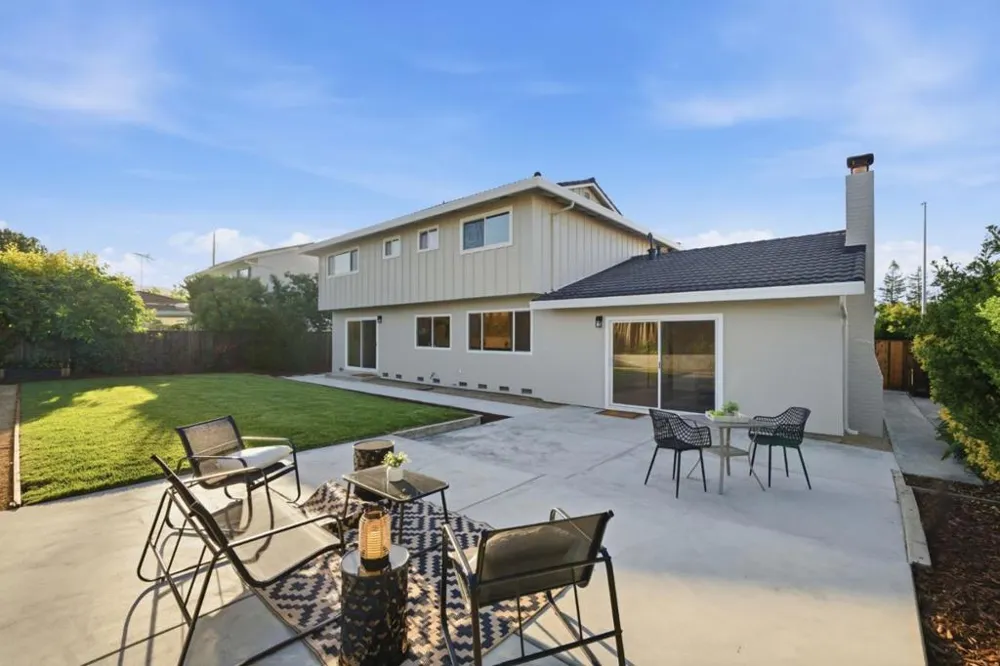 21570 Edward Way Cupertino, CA 95014