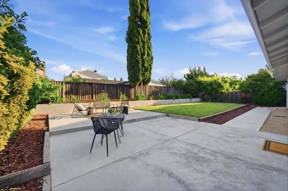 21570 Edward Way Cupertino, CA 95014