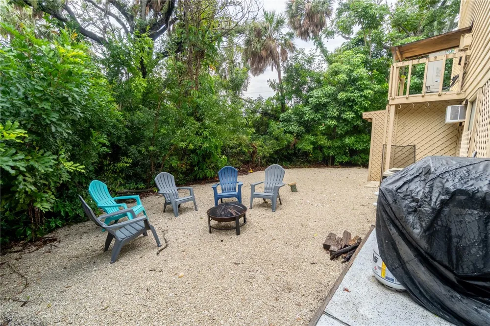 4003 BAYSIDE COURT Bradenton, FL 34210