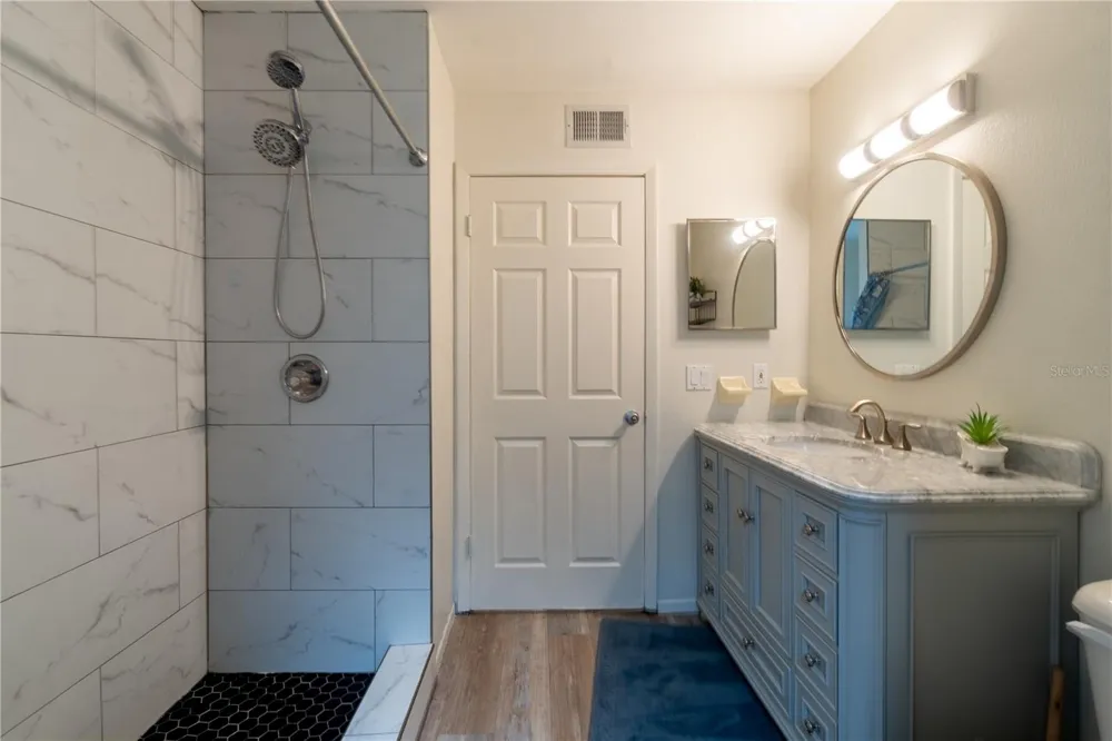 4003 BAYSIDE COURT Bradenton, FL 34210