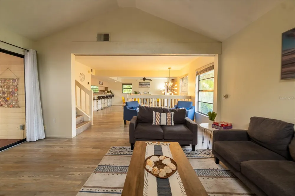 4003 BAYSIDE COURT Bradenton, FL 34210