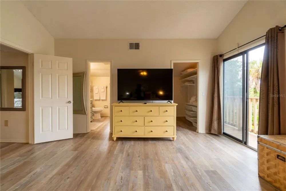 4003 BAYSIDE COURT Bradenton, FL 34210