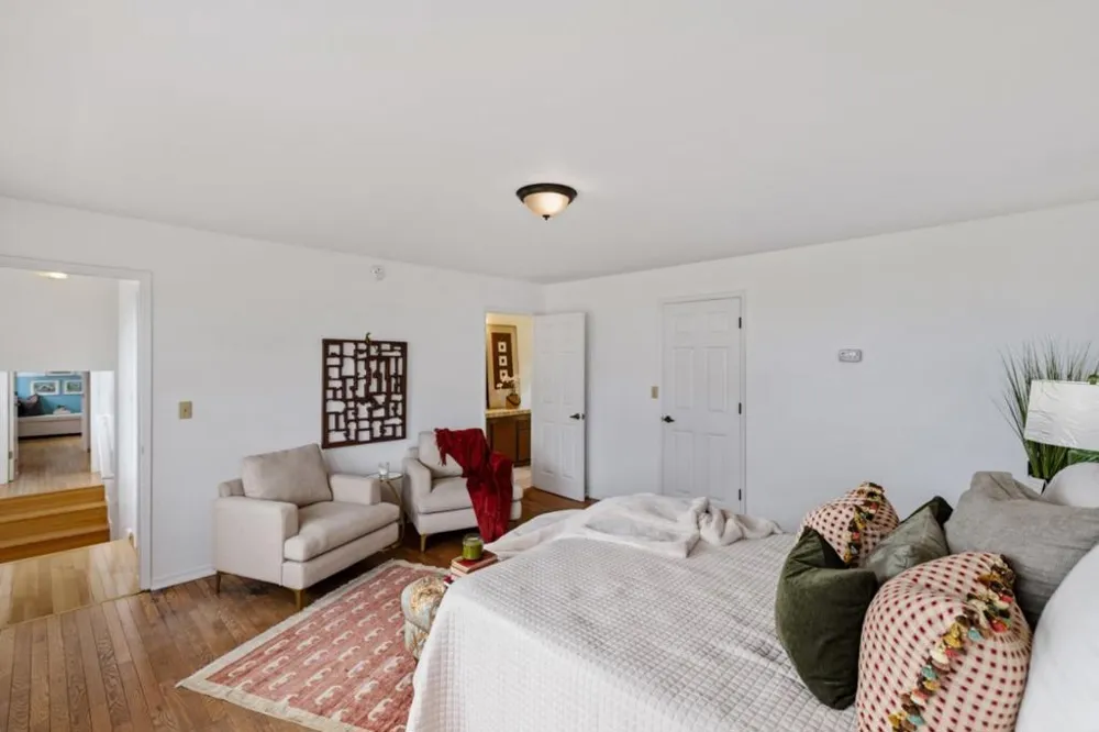 917 Fountain Avenue Pacific Grove, CA 93950