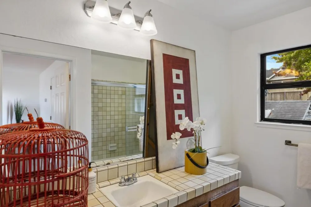 917 Fountain Avenue Pacific Grove, CA 93950