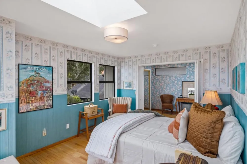 917 Fountain Avenue Pacific Grove, CA 93950