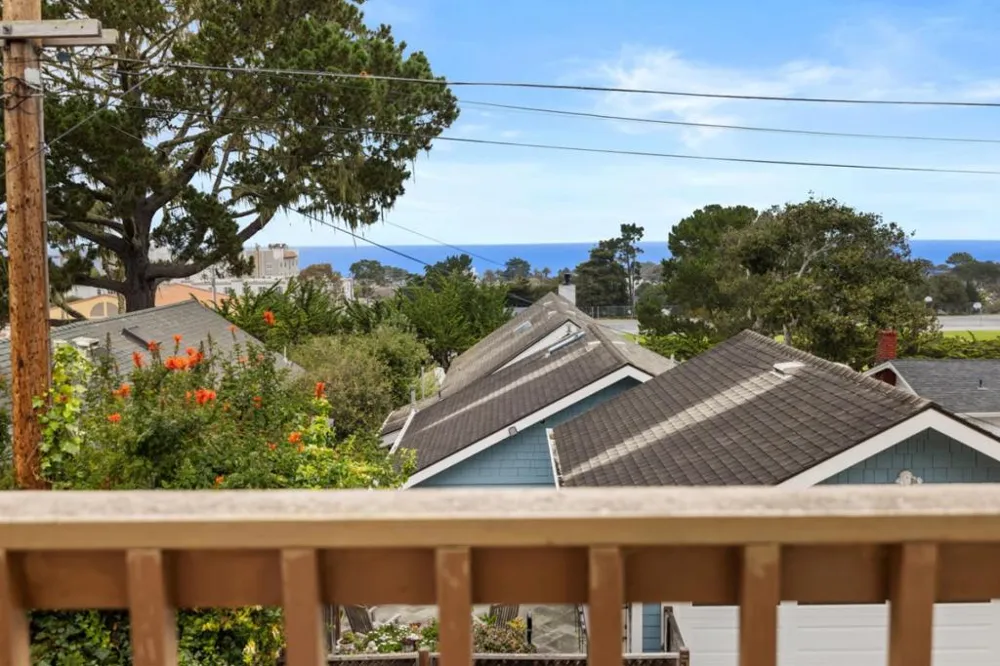 917 Fountain Avenue Pacific Grove, CA 93950