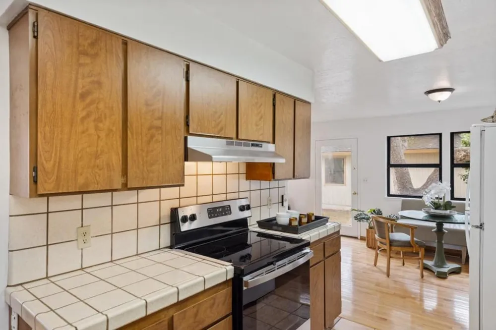 917 Fountain Avenue Pacific Grove, CA 93950