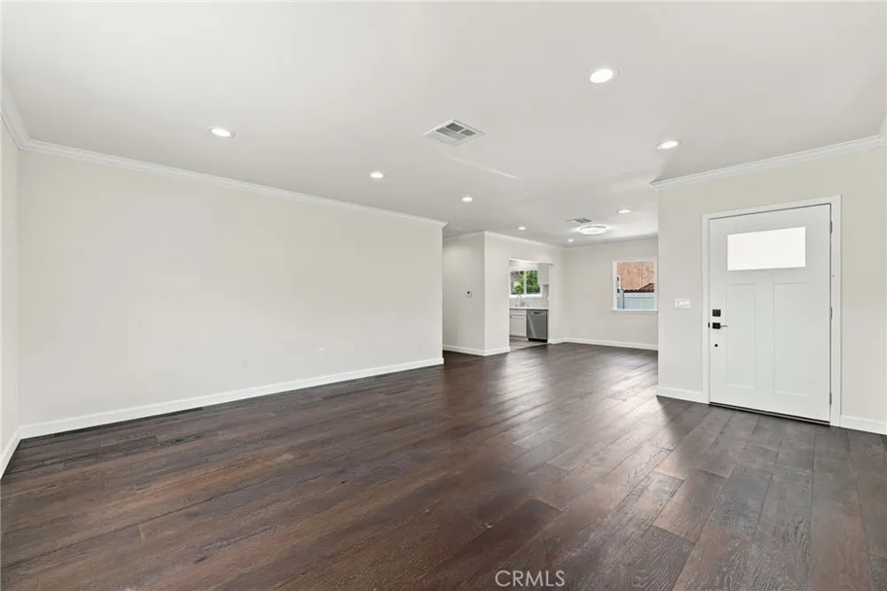 3738 Blanche Pasadena, CA 91107