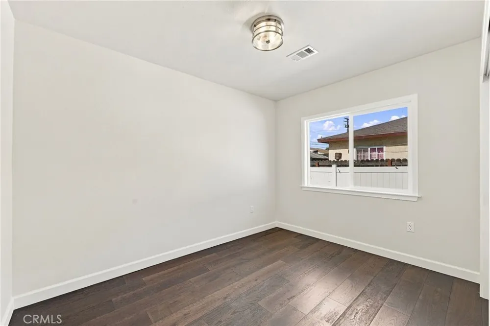 3738 Blanche Pasadena, CA 91107
