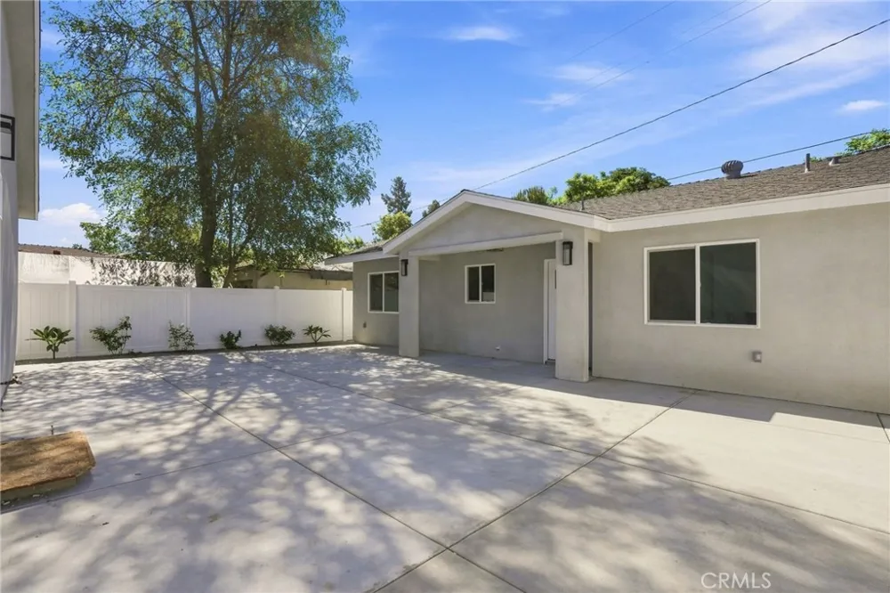 3738 Blanche Pasadena, CA 91107
