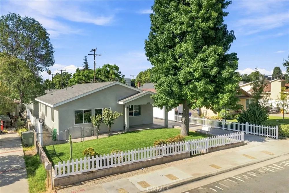 3738 Blanche Pasadena, CA 91107