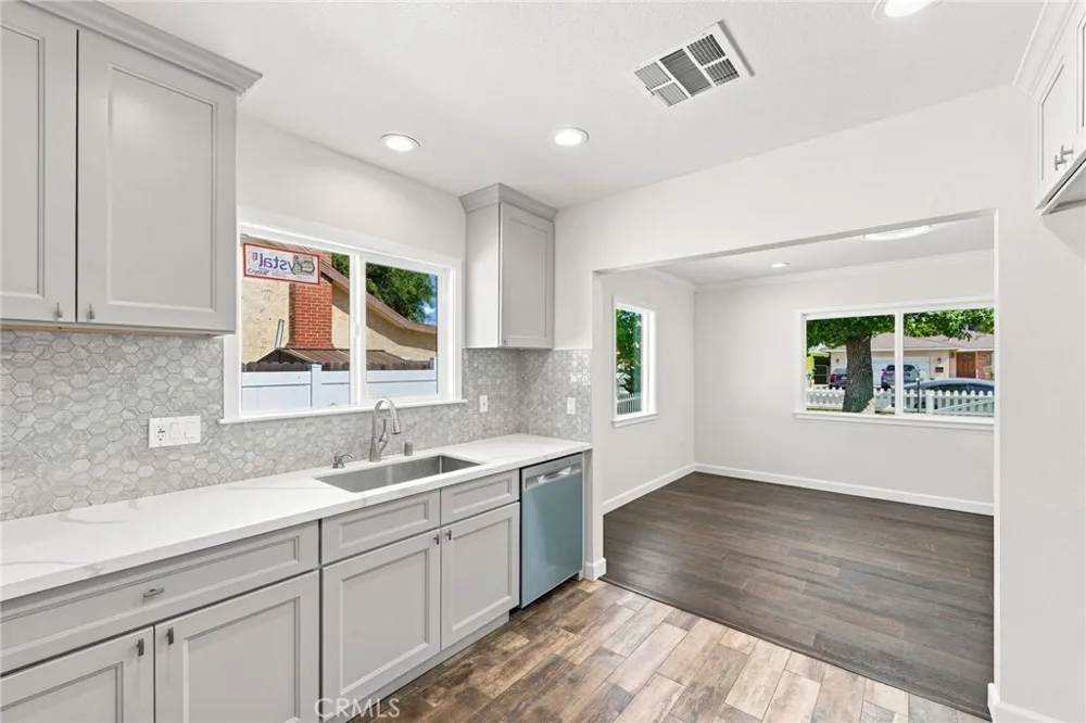 3738 Blanche Pasadena, CA 91107