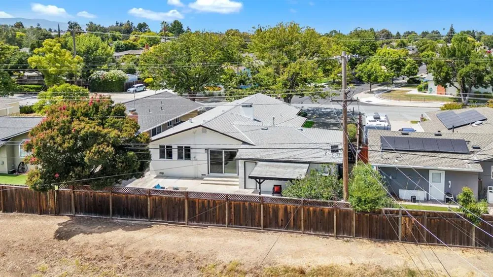 1924 Rosswood Drive San Jose, CA 95124