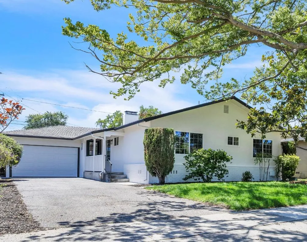 1924 Rosswood Drive San Jose, CA 95124